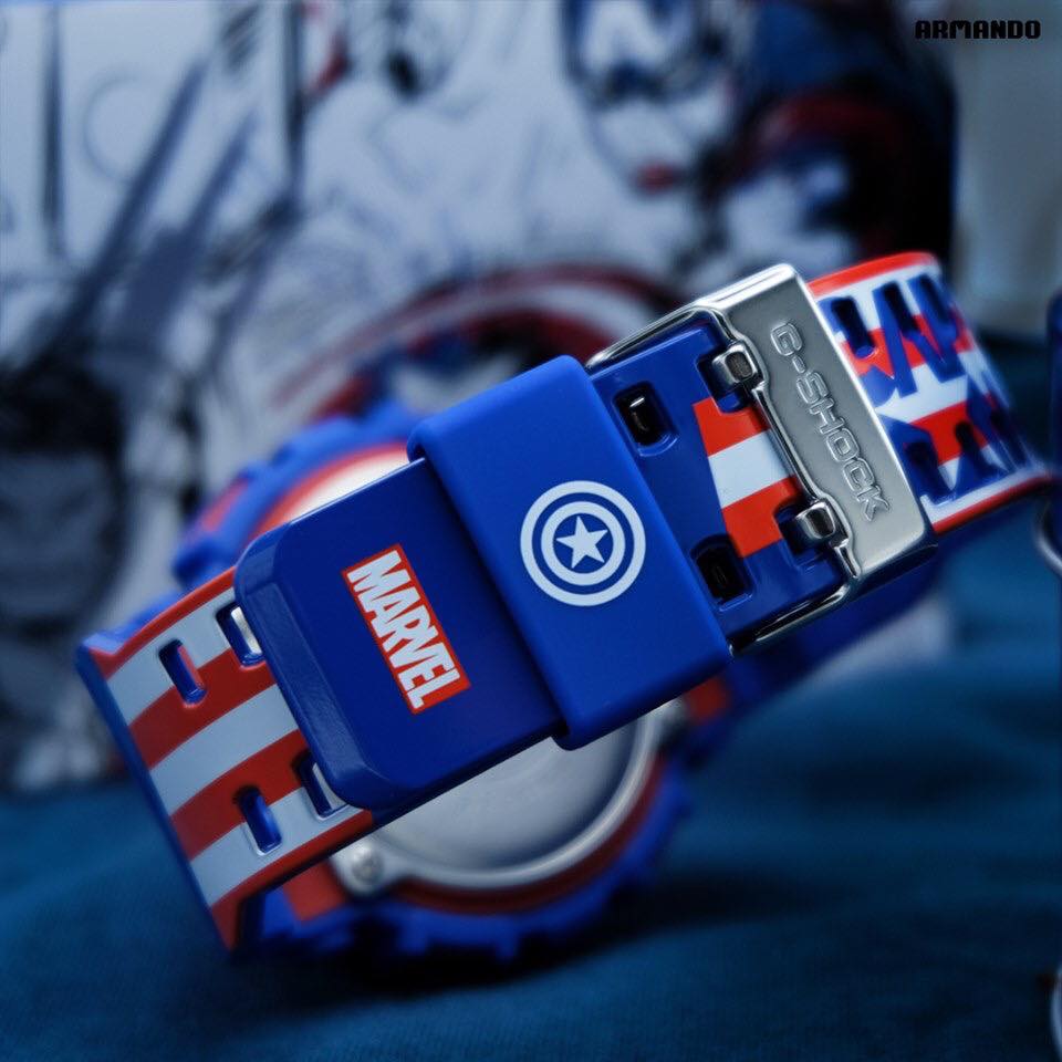 Casio G-SHOCK x MARVEL AVENGERS CAPTAIN AMERICA GA-110CAPTAIN-2PR