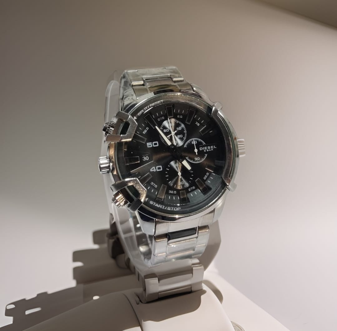 Diesel Chronograph Men's Black Dial Silver Strap Stainless Steel Watch For Men DZ-95