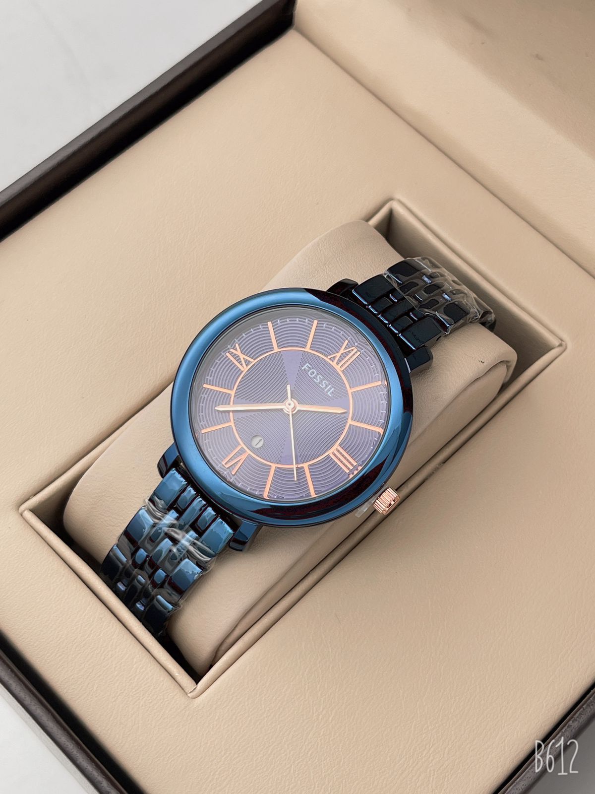 Brand Navy Blue Metal Strap Watch For Women's Or Girls Watch With Blue Case Classic Look Watch For Girls Es-9016 - Best For All Look