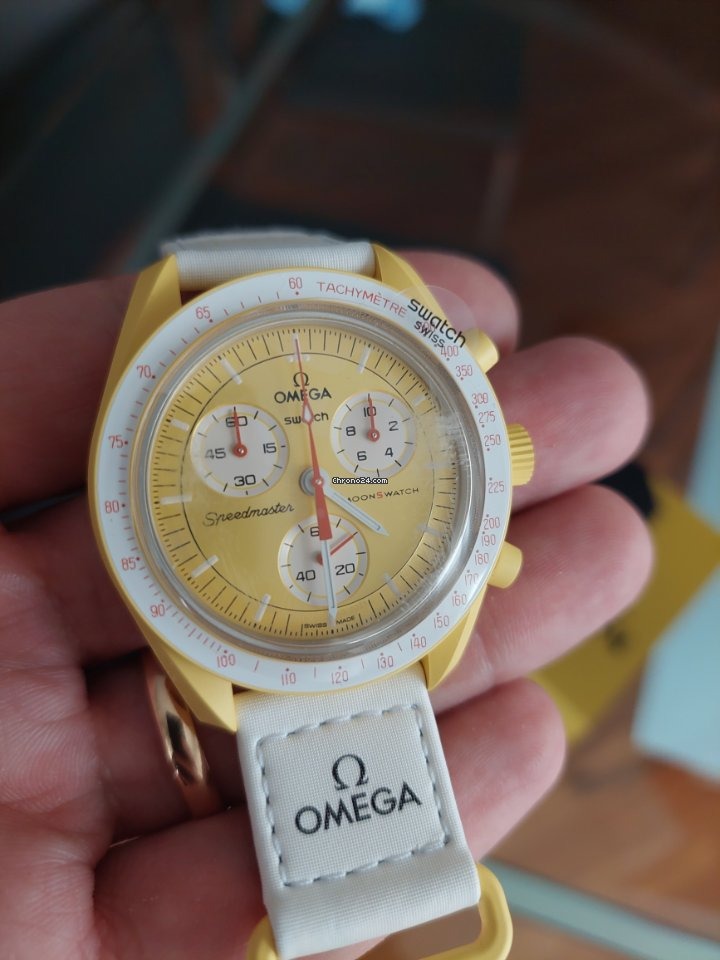 Omega Premium Quality extremely rare, and highly attractive prototype stainless steel With White Color Spacesuit-ready Velcro Strap Yellow Color Dial Chronograph Moon Wristwatch- MISSION TO SUN OG-Y-1030