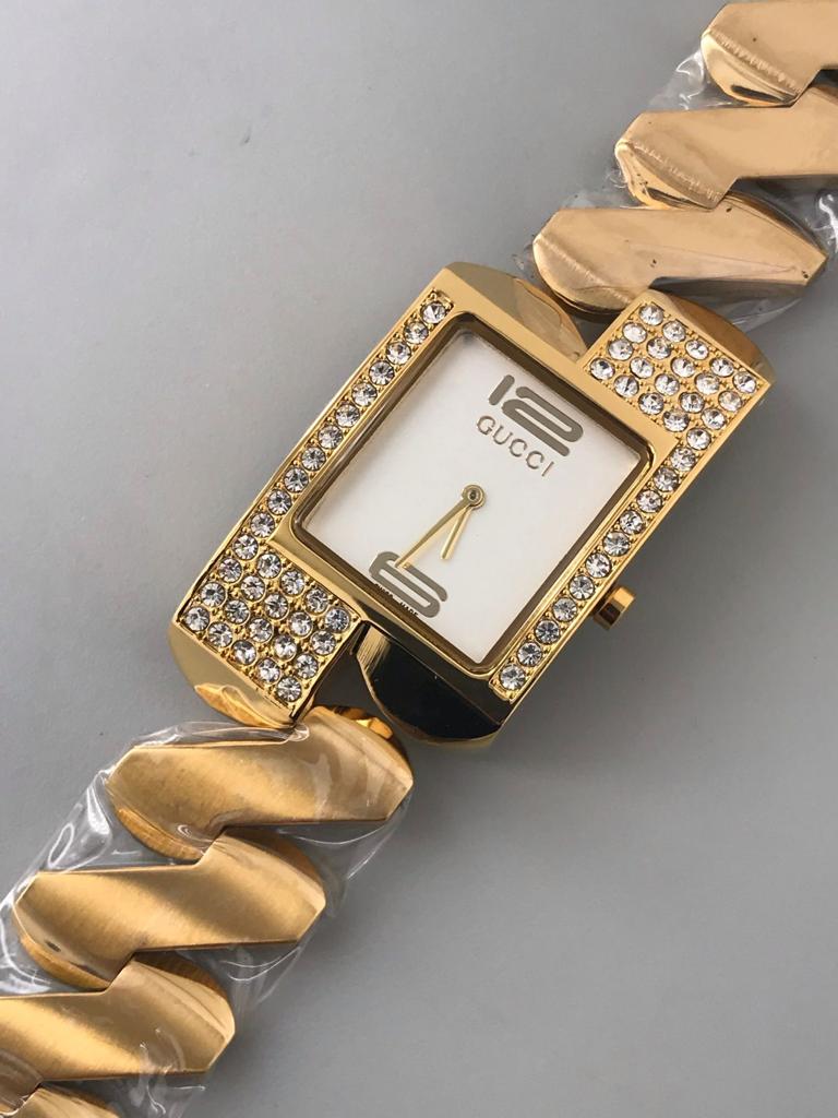 Zigzag Wrist Watches With Diamond Case For Couples Gold Color Strap And White Dial Watch For Couple-Best Gift watch For Couples GC-5298