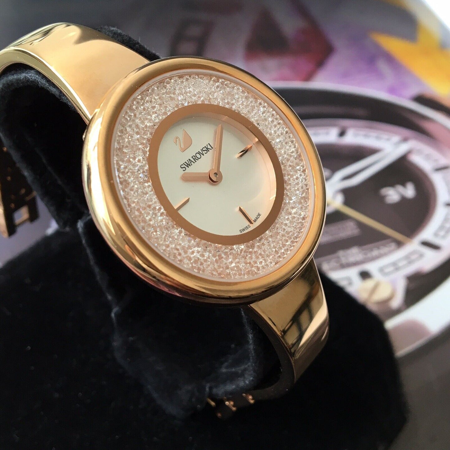 Crystalline Designer Quartz Swiss made SW-5269250 Watch With White Dial Gold Stainless steel Watch for Women and Girls Vintage Collection- Best Gift