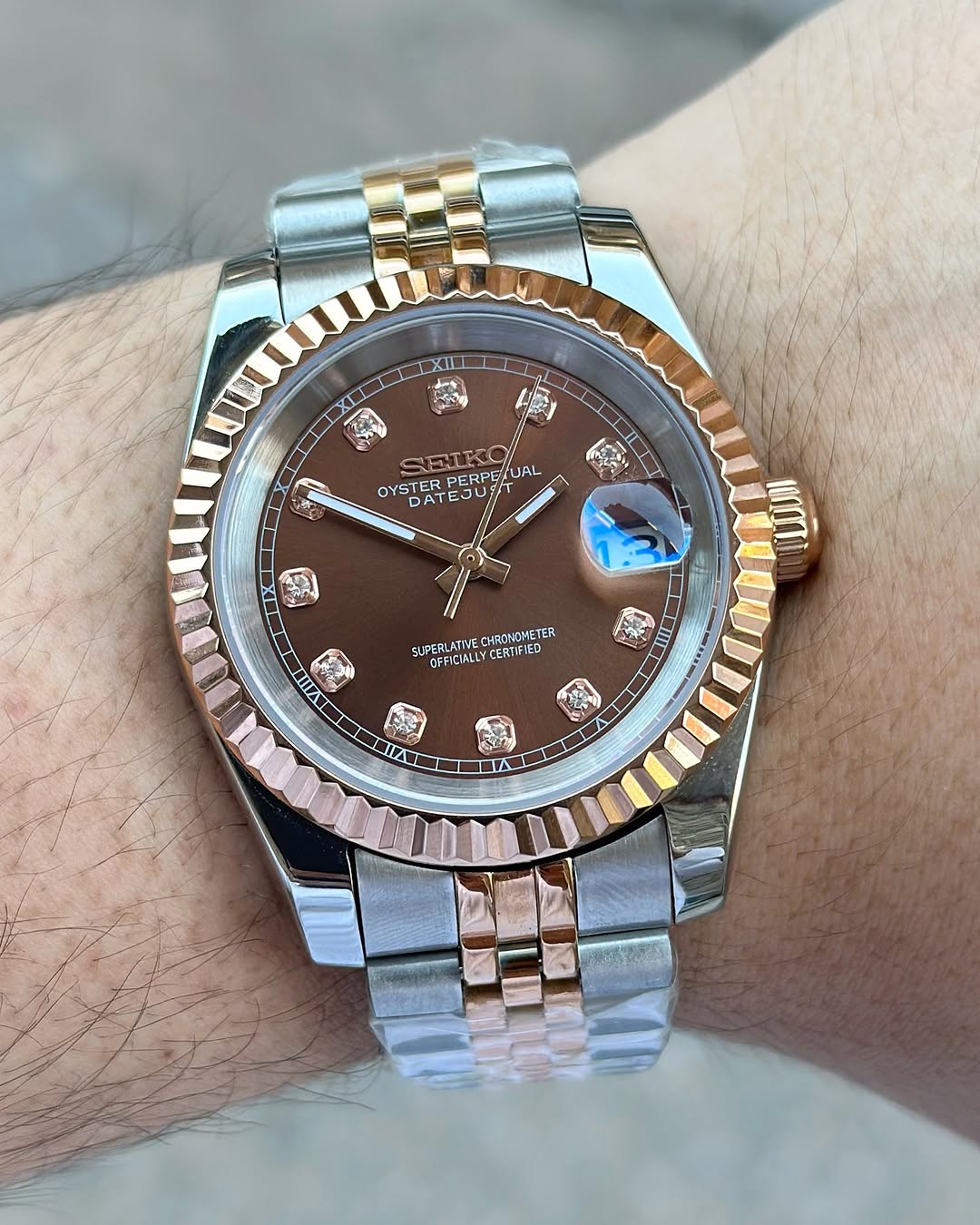 SKO-Datejust (Analog Watch) Oyster Perpetual chronograph Watch with a premium dial and bezel Men's Watch-SKO-OYS-4419