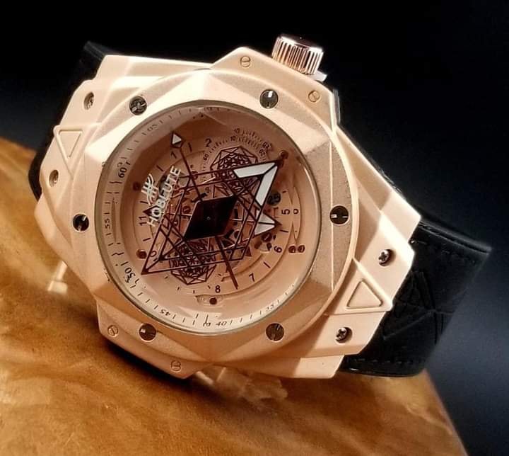 Hublot Latest Collection II All Gold Chronograph Watch With Gold Analog Mens Watch Gold Case With Black Leather Belt Watch For Man HB-BB-6691