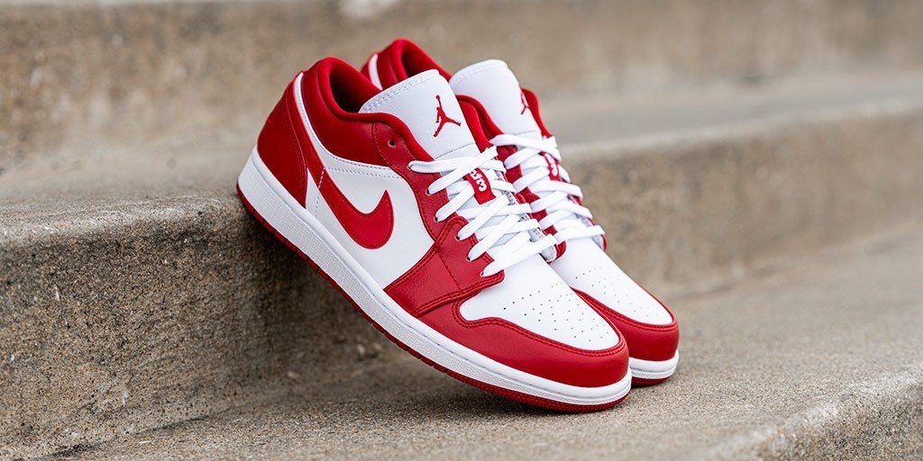 Jordan retro 1 low 2020 top