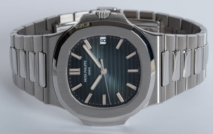 Patek Philippe Nautilus Watch Blue Dial Silver Color Strap Quartz Movement Dated Watch PK-5711R-001-BLUE