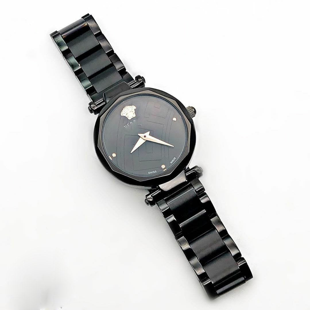 Black Color New Stylish Branded Women's Watch For Women And GirlsBlack Dial With Metal Case Best Gift Watch Ever VER-578