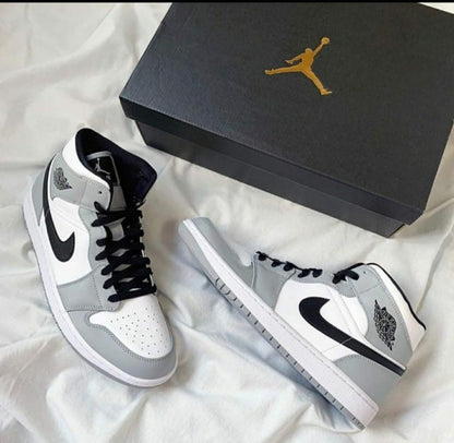 Air Jordan 1 Mid Light Smoke Grey Black White Shoes For Man And Boys 554724-092