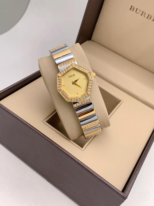 Designer Quartz Swiss made DR-207 Watch With Gold Dial Gold Cover Multicolor Strap And Braclet Design Watch for Women and Girls Vintage Collection- Best Gift