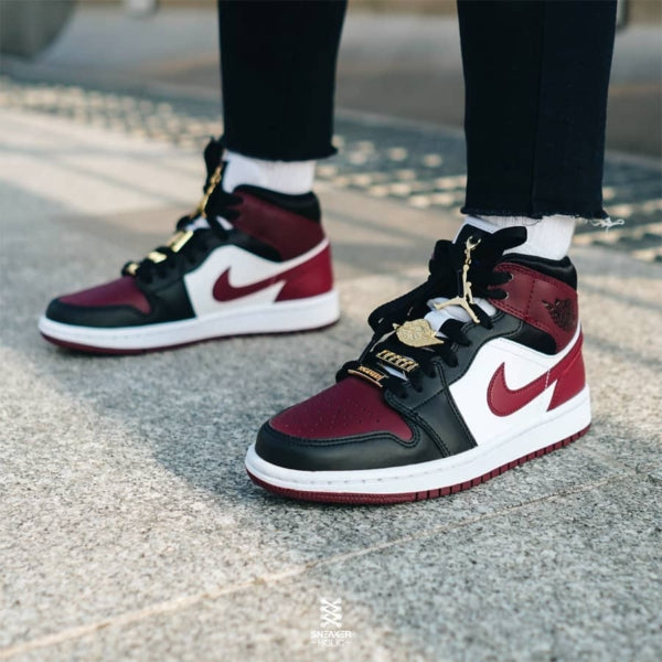 Nike Air Jordan 1 Mid SE Gold Pendants Black Shoes For Mens And Boys Dark Beetroot CZ4385-016