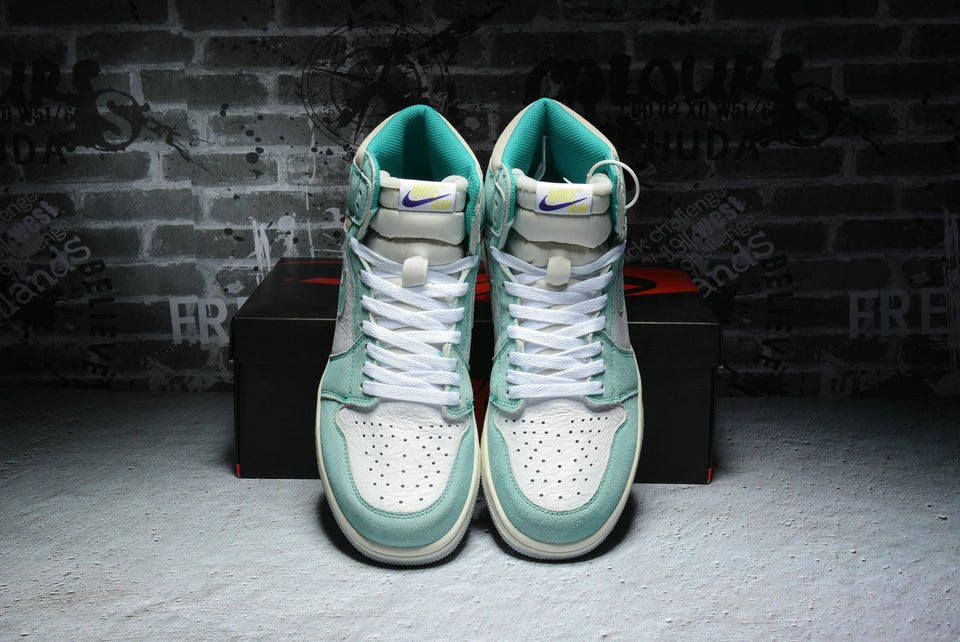 Air Jordan 1 Retro Light Green Shoes For Man And Boys 555088-311