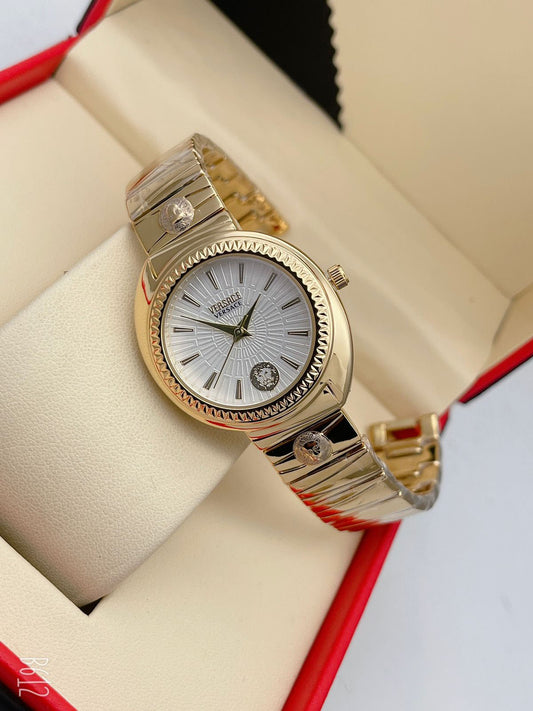 Branded Golden Color Strap New Stylish Women's Watch For Women And Girls White Dial Stainless Steel Watch VER-3871