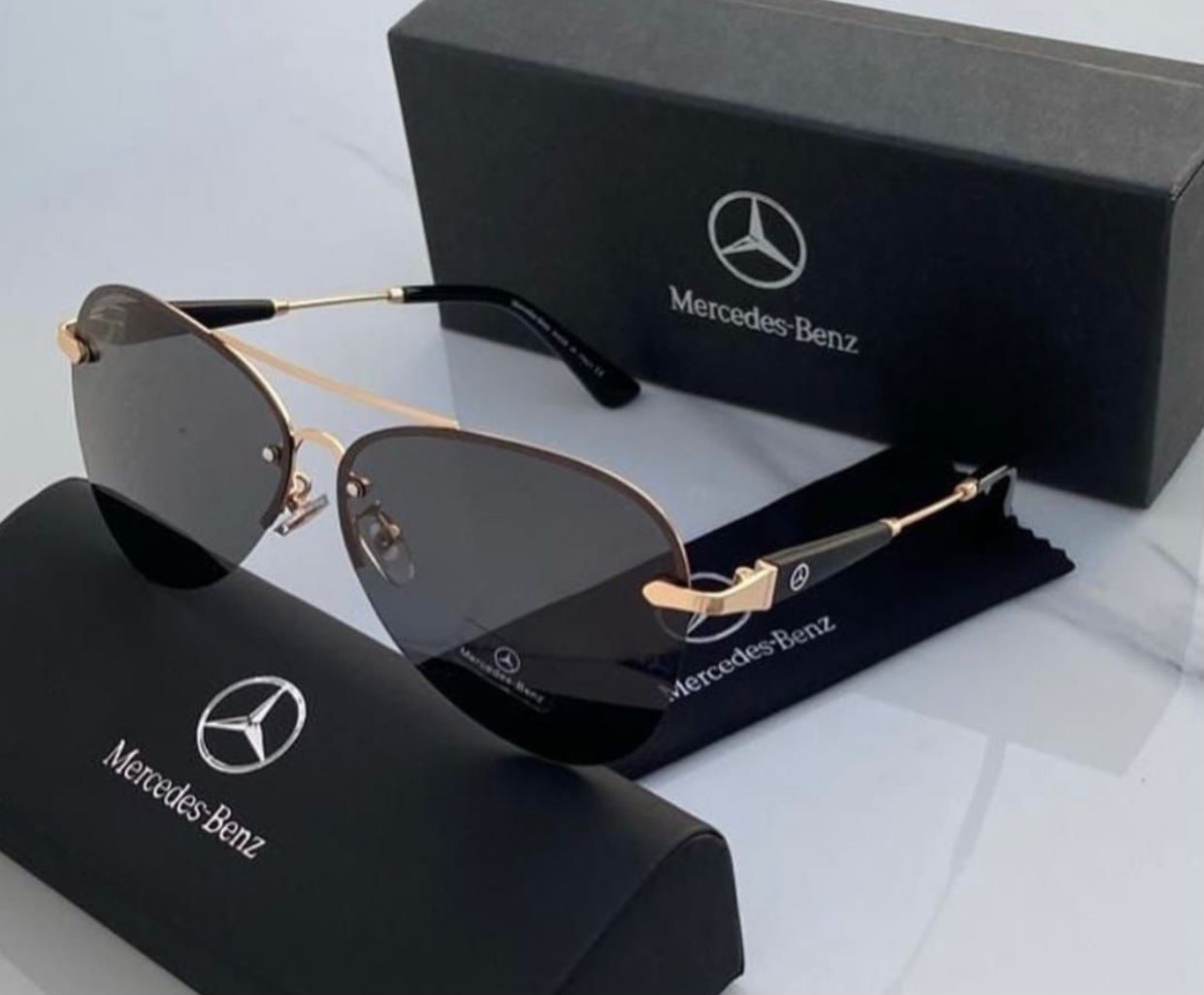 Men's And Women's Sunglasses Black Glass With Gold Case And Gold & Black Stick -Best Sunglasses For Causal Use MRDC-10