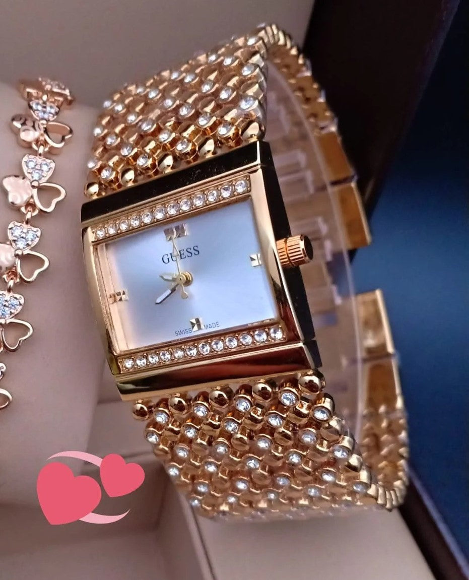 Large Gold Plated and Rhinestone Fashion Watch Gold Color Case With White Dial Watch With Diamond Strap Braclet Watch For Woman Or Girl Gold Dial Gift Watch GC-1020