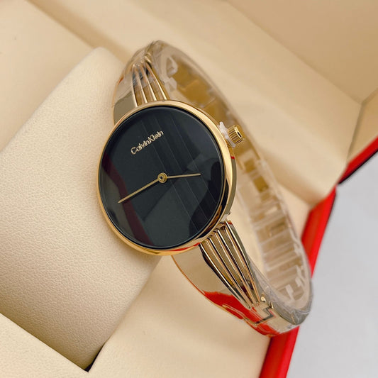 Qurtz Movement Drift Gold Watch And Stainless Steel Gold Strap Black Dial Braclet Watch for Women's or Girls_ CK-K6S2N120