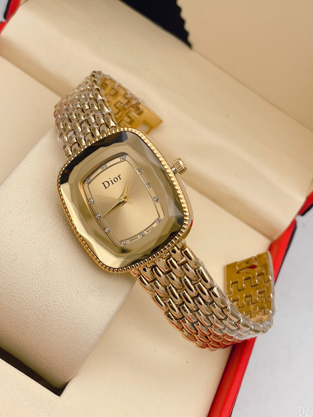 Quartz Watch With Golden Diamand Dial Watch for Women and Girls DR-6575