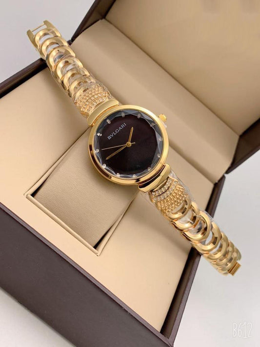 Branded Analog Watch With Golden Color Metal Case & White And Golden Strap And Gold Dial Watch For Women's Design For Girl Or Woman Best Gift Date Watch- BV-79